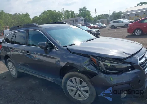 2018 Subaru Outback 2.5I Premium z USA, uszkodzony, nr VIN 4S4BSACC7J3394431